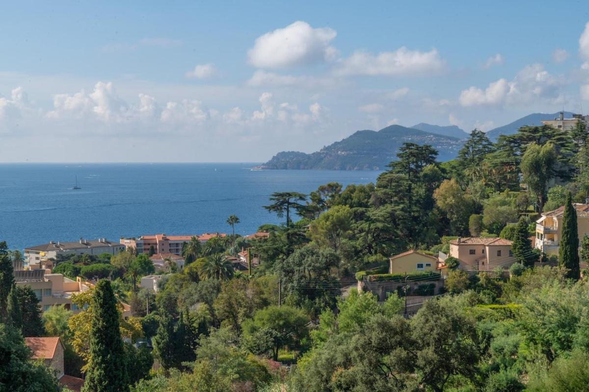 Riviera Escape - Sea View, Pool & Tennis * Cannes